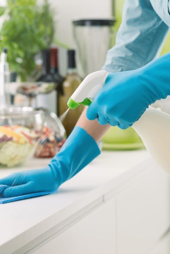 Deep cleaning vs regular cleaning